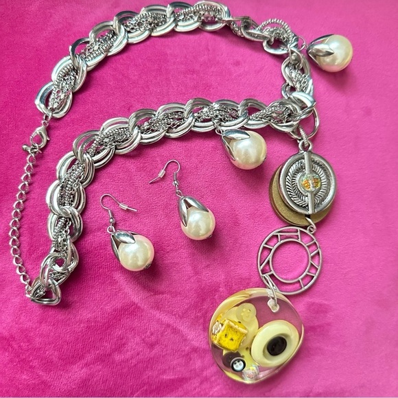 OOAK Assemblage Jewelry Steampunk Necklace Set Pendant Handmade Resin Dangle - Picture 4 of 14